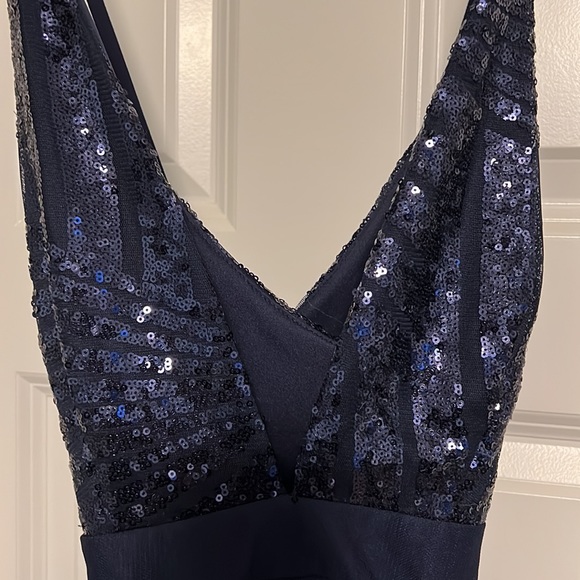 Formal long sequence & mesh overlay gown - Navy blue - Picture 5 of 7